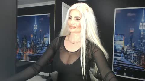 laras_moans online show from February 26, 12:14 pm