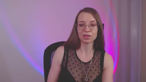 Snapshot of larawintersxxx chatting on May 9, 9:20 pm larawintersxxx online show from May 9, 9:20 pm