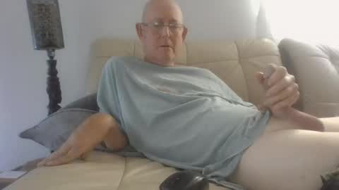 largerthan-   say hi on entry online show from April 23, 11:29 pm