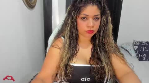 laris_park online show from March 13, 10:16 pm