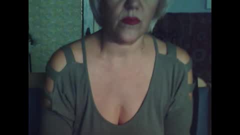 larisaq4ugo24 online show from September 12, 8:14 am