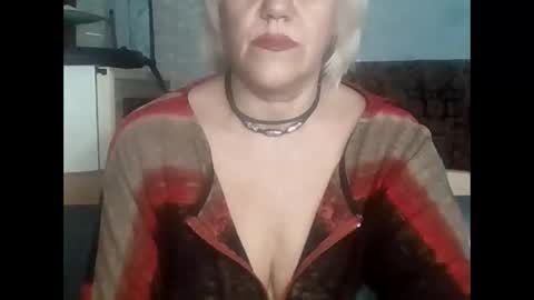 larisaq4ugo24 online show from March 17, 7:44 am