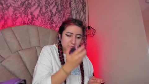 Snapshot of larissa01_ chatting on March 2, 2:19 am Lari online show from March 2, 2:19 am