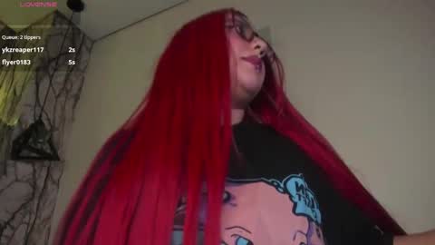 Snapshot of larissa01_ chatting on March 8, 8:44 am Lari online show from March 8, 8:44 am