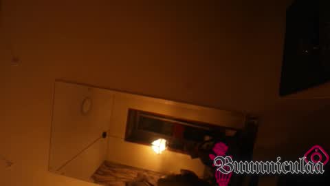 Snapshot of larissa01_ chatting on October 14, 2:56 am Lari online show from October 14, 2:56 am