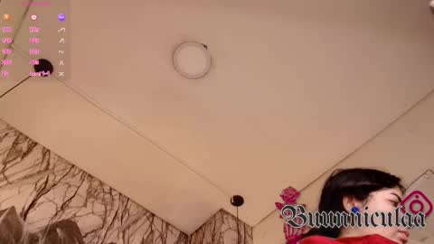 Snapshot of larissa01_ chatting on October 17, 2:48 am Lari online show from October 17, 2:48 am