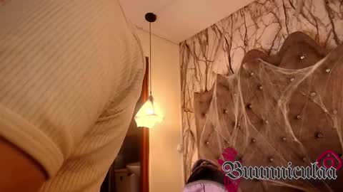 Snapshot of larissa01_ chatting on November 3, 3:08 am Lari online show from November 3, 3:08 am