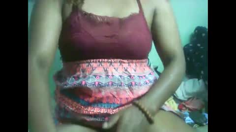 larissa645771 online show from November 18, 7:29 pm