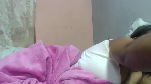 Snapshot of larissa645771 chatting on April 25, 1:41 pm larissa645771 online show from April 25, 1:41 pm