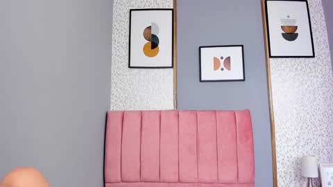 Snapshot of larissaevans chatting on December 19, 12:34 pm Valentina online show from December 19, 12:34 pm