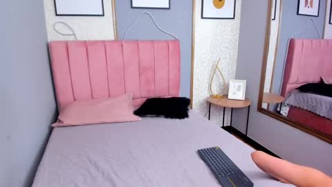 Snapshot of larissaevans chatting on January 27, 11:54 am Valentina online show from January 27, 11:54 am