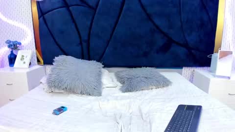 Snapshot of larissaevans chatting on March 4, 3:48 pm Valentina online show from March 4, 3:48 pm