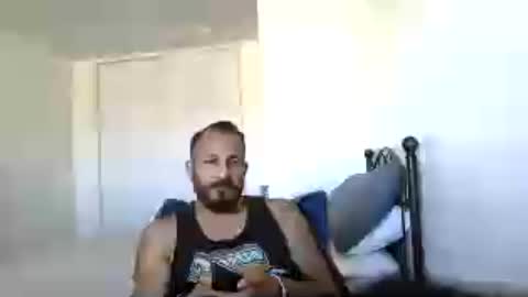 Snapshot of larrabee13 chatting on July 15, 1:33 am The Only Larrabee online show from July 15, 1:33 am