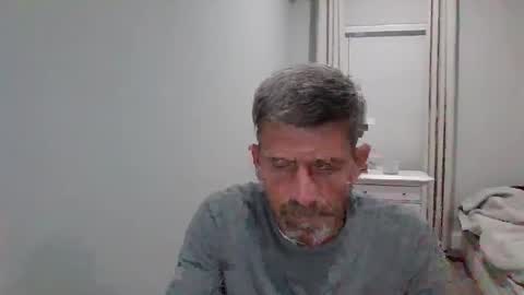 Snapshot of larry77733217 chatting on September 20, 1:50 am larry77733217 online show from September 20, 1:50 am