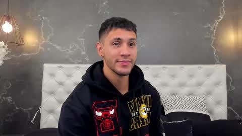 andrew online show from December 4, 1:09 pm