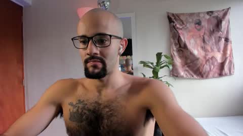 larry_stewart online show from April 16, 3:02 pm