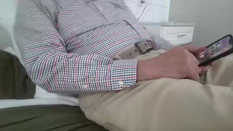 larryj007 online show from April 30, 9:19 pm