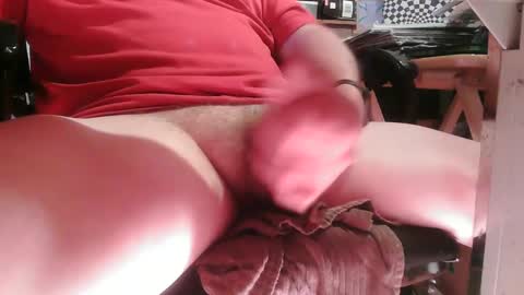 Snapshot of larrys60 chatting on October 4, 6:17 pm larrys60 online show from October 4, 6:17 pm