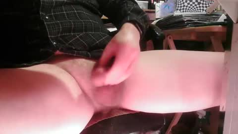 Snapshot of larrys60 chatting on October 25, 12:34 pm larrys60 online show from October 25, 12:34 pm