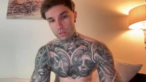 larsskeet online show from February 19, 6:26 pm