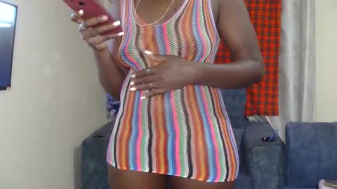 larvy12 online show from December 15, 2:27 am