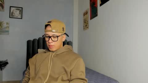 Snapshot of lass_nazar chatting on April 16, 1:28 am lass_nazar online show from April 16, 1:28 am