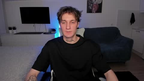 acie online show from December 15, 7:53 pm