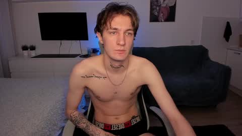 acie online show from January 3, 4:44 am