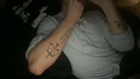 Snapshot of latepleasures chatting on October 28, 7:45 am latepleasures online show from October 28, 7:45 am