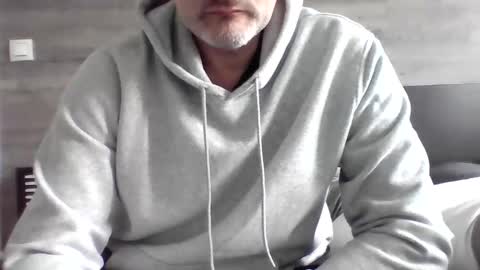 latetedanslesetoiles online show from November 25, 9:53 am