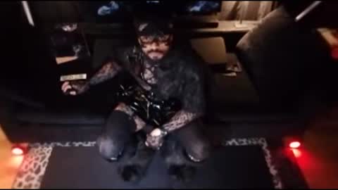 latex__buddy online show from May 20, 6:58 pm