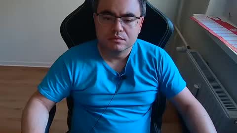 latexboy893 online show from June 21, 5:04 pm