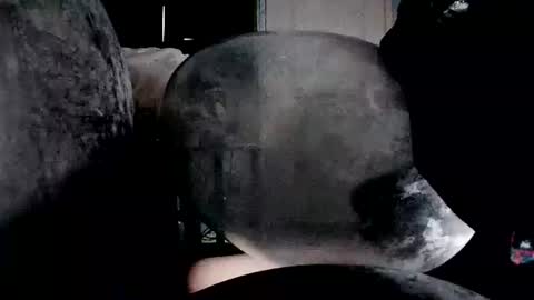 latexchris77 online show from February 9, 11:31 pm