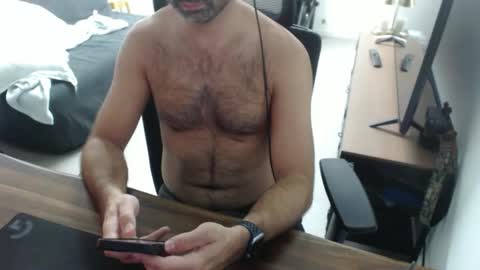 latexdave84 online show from May 11, 10:21 am