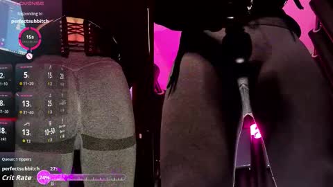 Snapshot of latexrubydoll chatting on November 11, 1:38 am Latex Ruby online show from November 11, 1:38 am