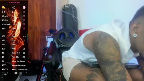 latin_blackmen online show from March 1, 11:34 am