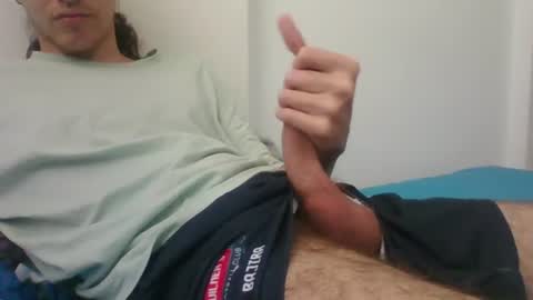 Snapshot of latin_boi6 chatting on June 16, 5:04 pm Angel online show from June 16, 5:04 pm