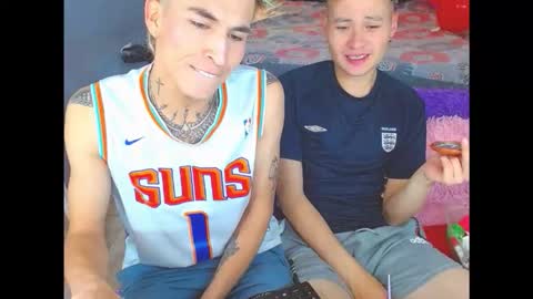 latin_boysxxx_ online show from November 15, 11:43 pm