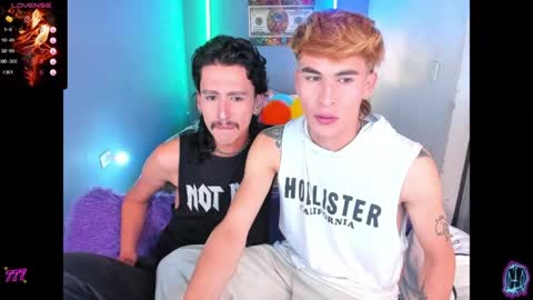 Snapshot of latin_boysxxx_ chatting on April 29, 10:16 pm latin_boysxxx_ online show from April 29, 10:16 pm