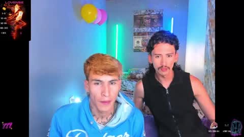 Snapshot of latin_boysxxx_ chatting on May 3, 1:55 am latin_boysxxx_ online show from May 3, 1:55 am