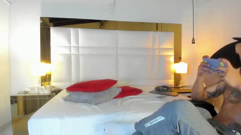 Johana y Santiago online show from February 7, 9:58 am