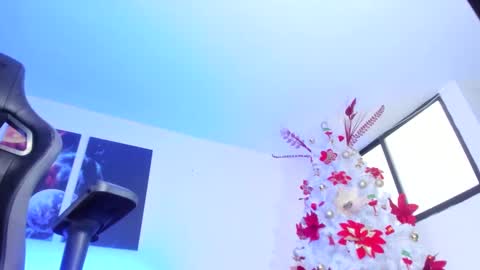 Snapshot of latin_goddessx chatting on December 22, 7:42 pm instagramlatin goddessx im nikoll online show from December 22, 7:42 pm