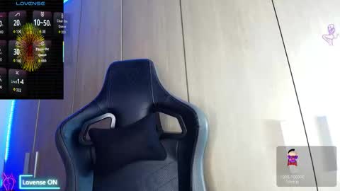 instagramlatin goddessx   im nikoll online show from March 5, 7:04 am