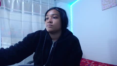 Snapshot of latin_rihanna_j chatting on October 11, 12:43 am karen online show from October 11, 12:43 am