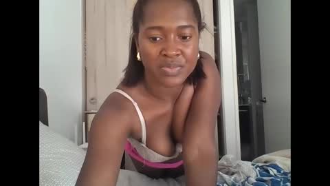 latina033 online show from March 7, 6:27 pm