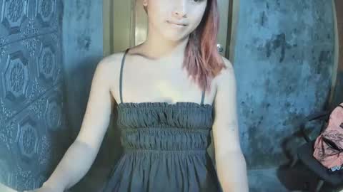 Snapshot of latina_chicks chatting on April 8, 2:55 am Latina online show from April 8, 2:55 am