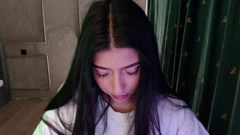 miiiiiiaaaa online show from July 29, 11:58 pm