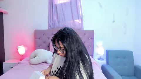 Martina online show from January 5, 5:27 pm