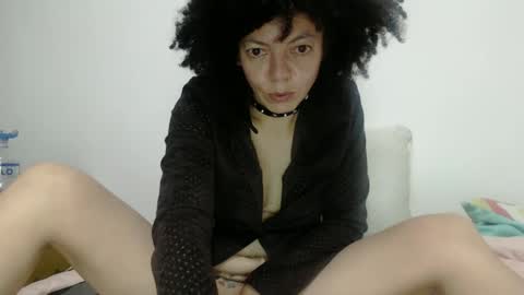 Snapshot of latinadreamy chatting on January 21, 1:39 am Latinacoka online show from January 21, 1:39 am