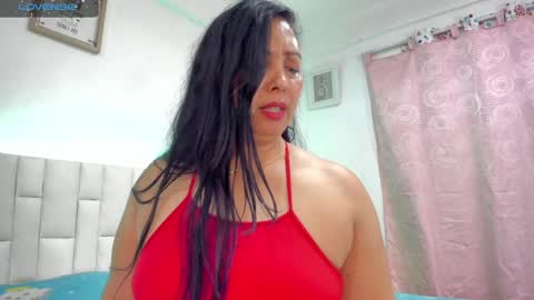 Snapshot of latinlove_sexygirls chatting on January 13, 5:33 am Vanessa online show from January 13, 5:33 am